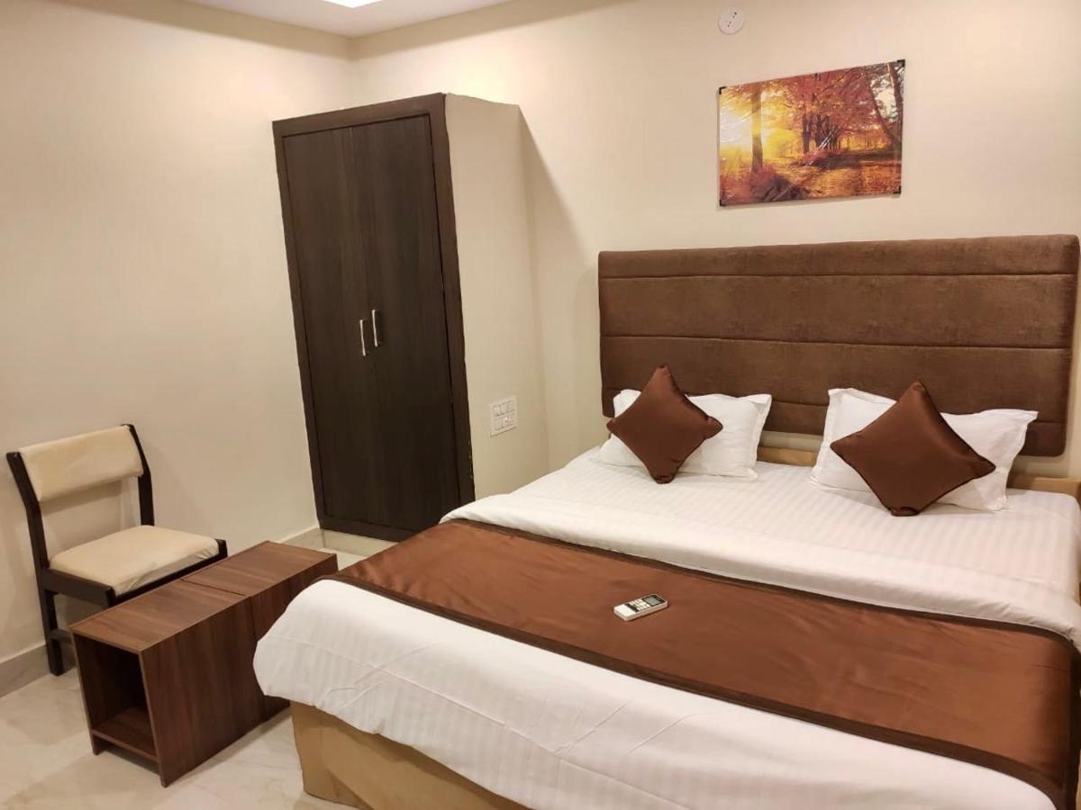 New Hotel Suhail Хайдарабад Экстерьер фото